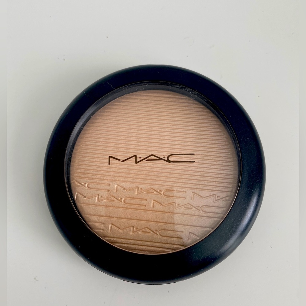 MAC Extra Dimension Skinfinish in Double Gleam BNIB